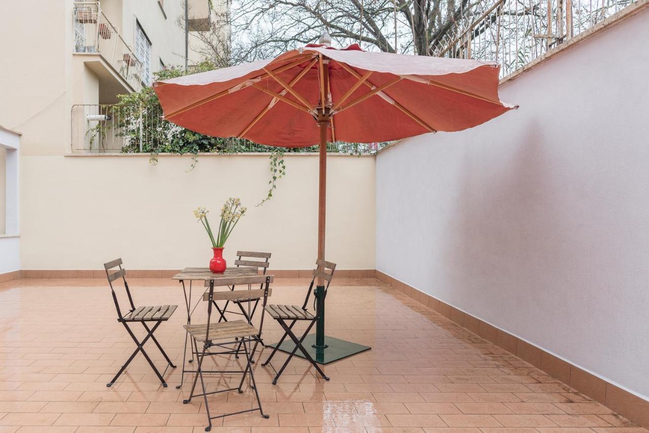 Micheli 4Pax Apartment With Terrace Roma Esterno foto