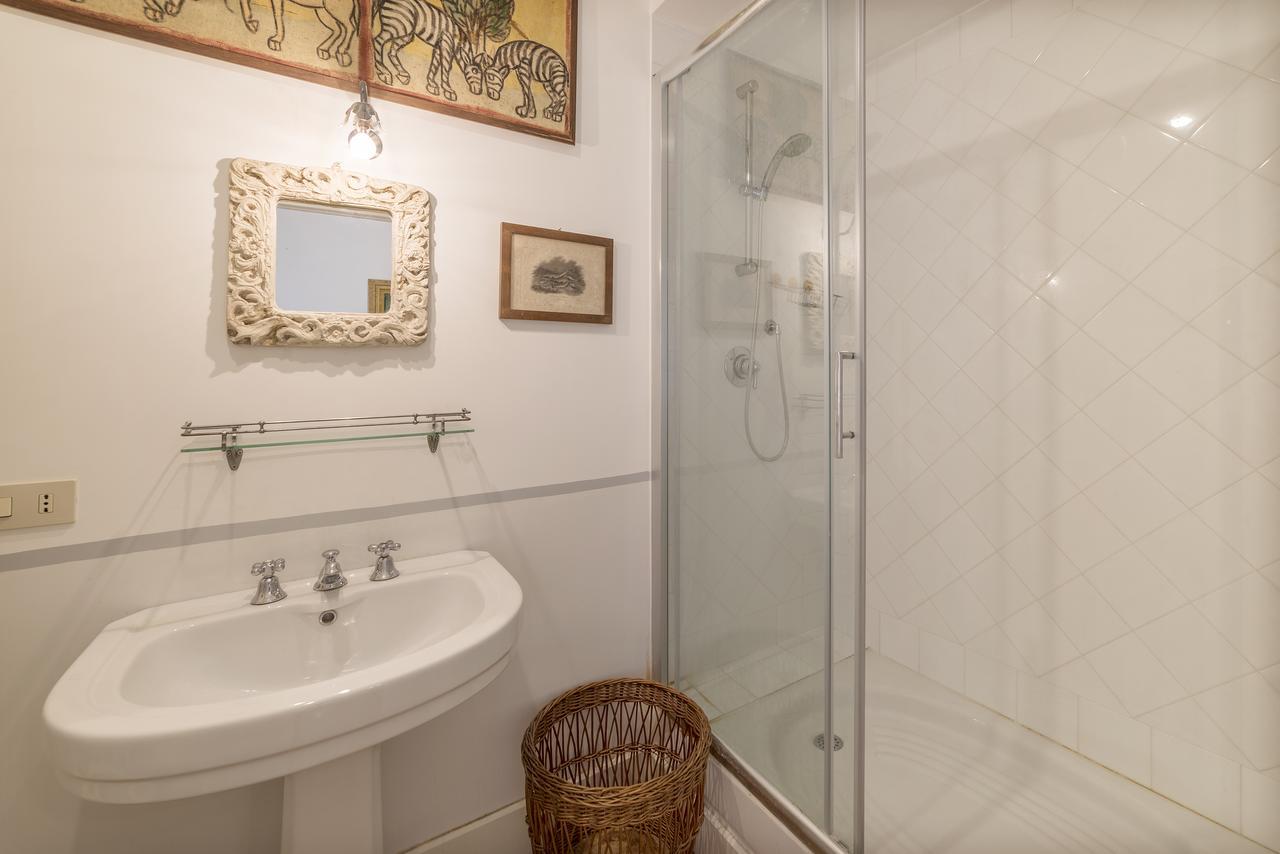 Micheli 4Pax Apartment With Terrace Roma Esterno foto